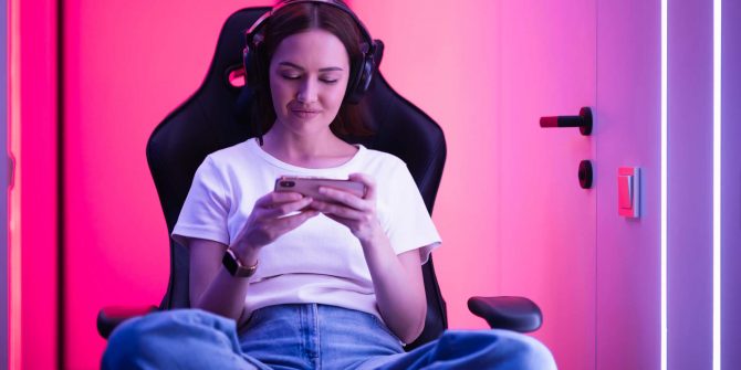 In-Game Buying Secrets: Tackling Mobile Gaming Debt